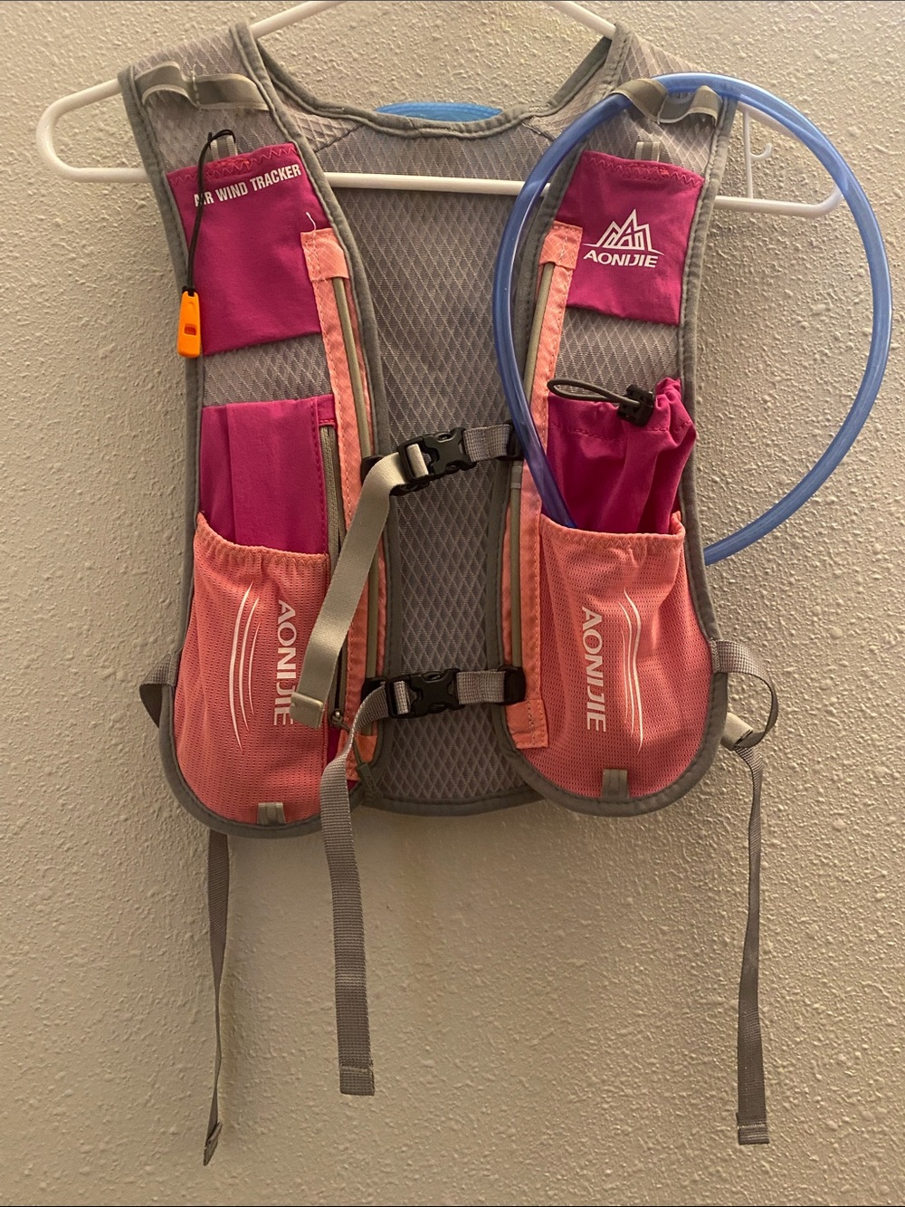 Woman’s Pink Hydration Vest with Reservoir